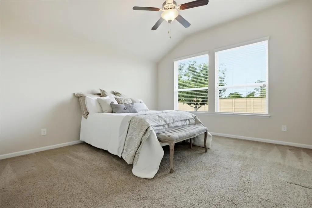 276 Gunnison Way Kyle TX 78640