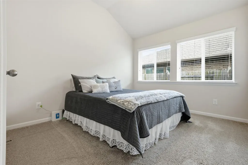 276 Gunnison Way Kyle TX 78640