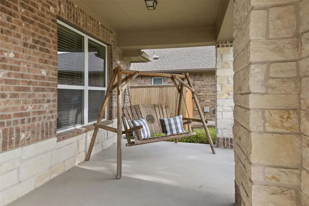 276 Gunnison Way Kyle TX 78640