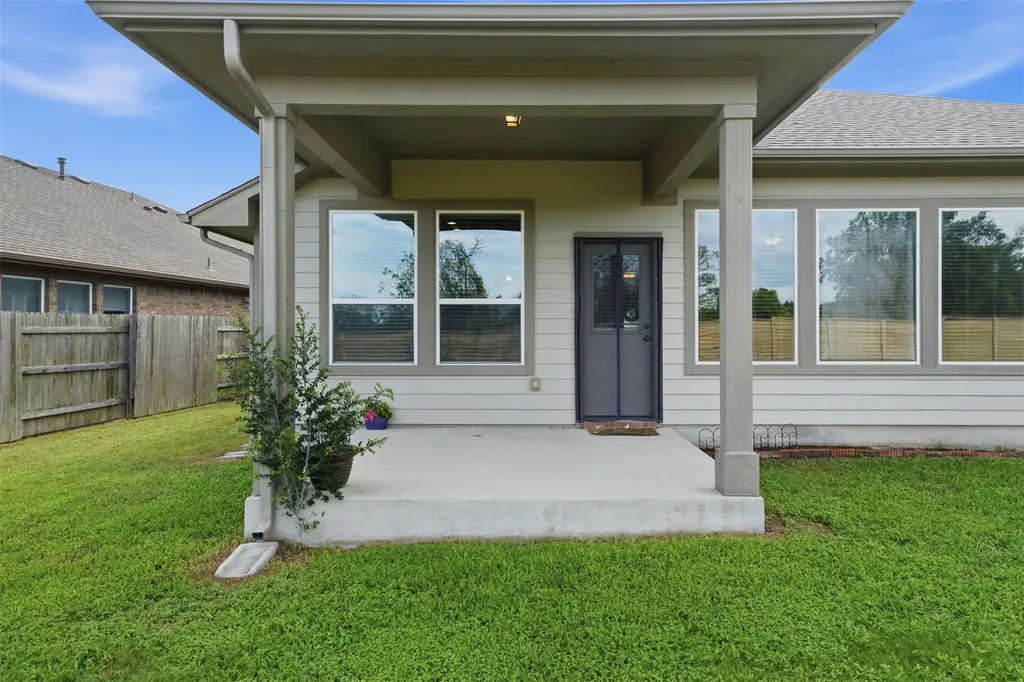 276 Gunnison Way Kyle TX 78640