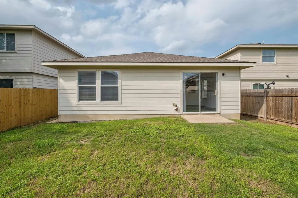 12409 Sky Harbor Drive Del Valle TX 78617