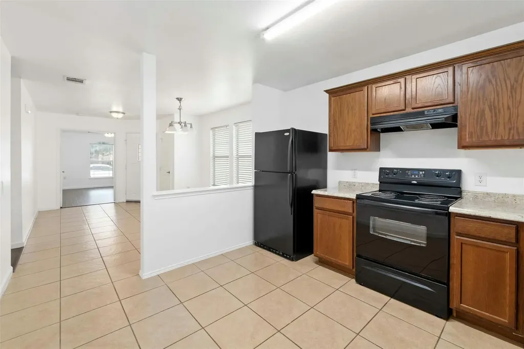 12409 Sky Harbor Drive Del Valle TX 78617