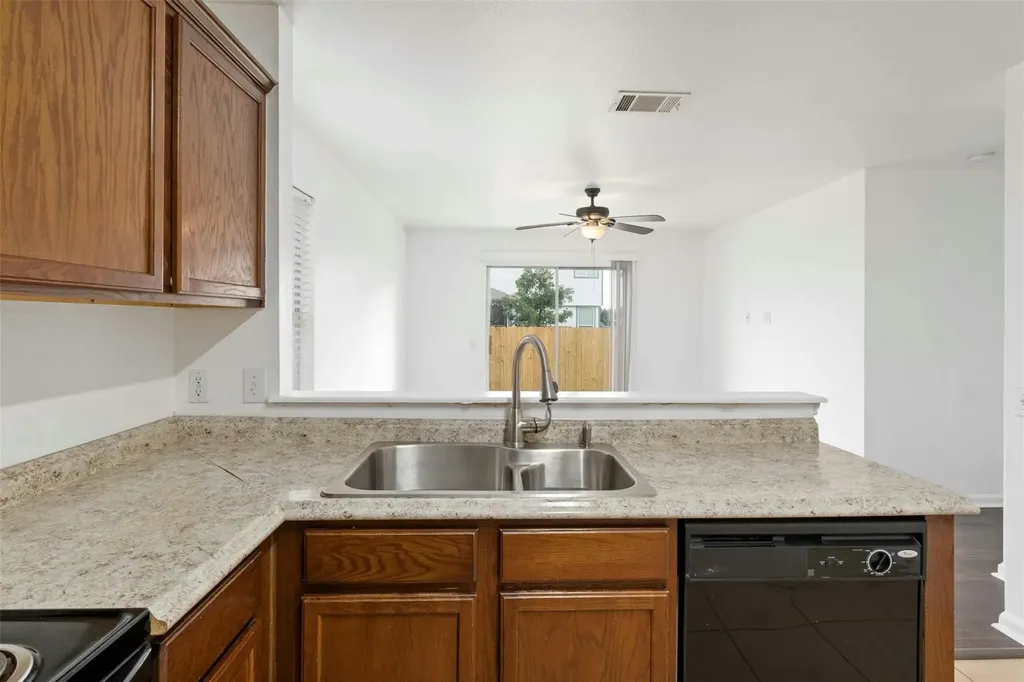 12409 Sky Harbor Drive Del Valle TX 78617