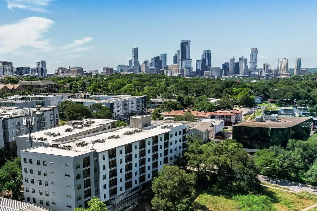 2500 Longview Street Austin TX 78705