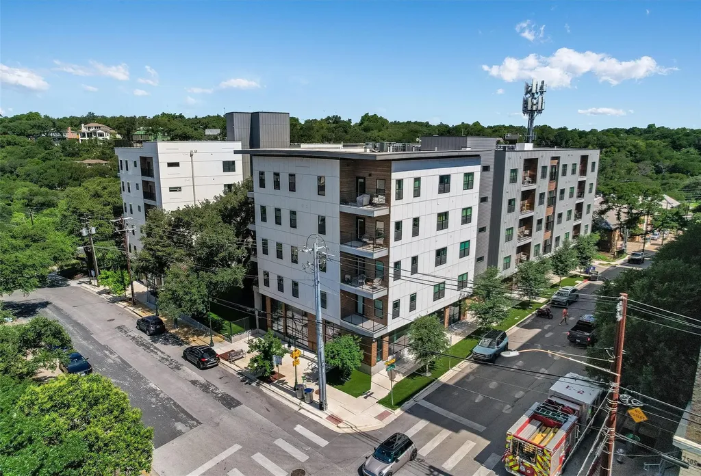 2500 Longview Street Austin TX 78705