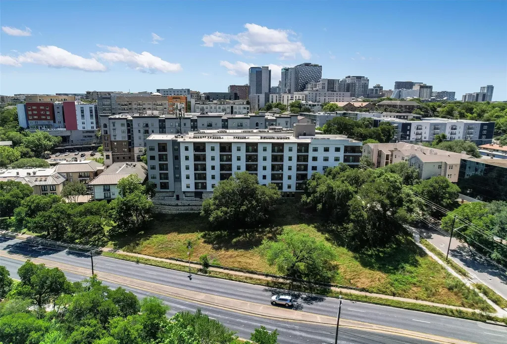 2500 Longview Street Austin TX 78705