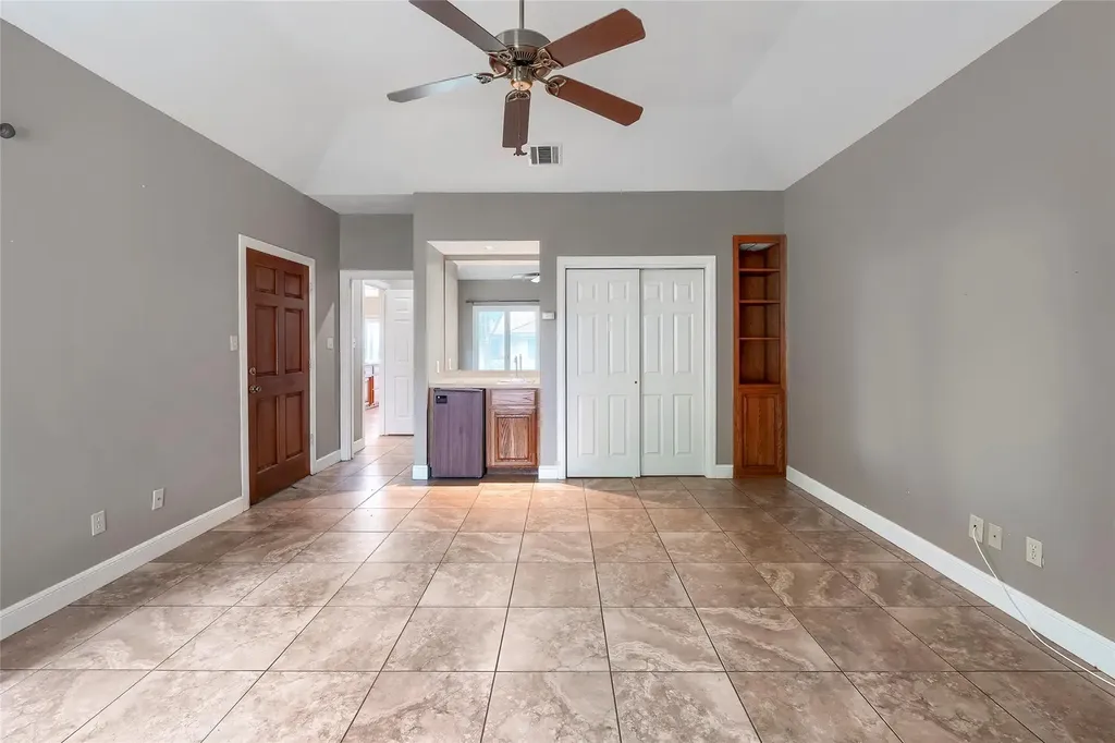1607 Clubhouse Hill Drive Spicewood TX 78669