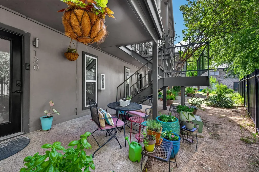 5820 Berkman Drive Austin TX 78723