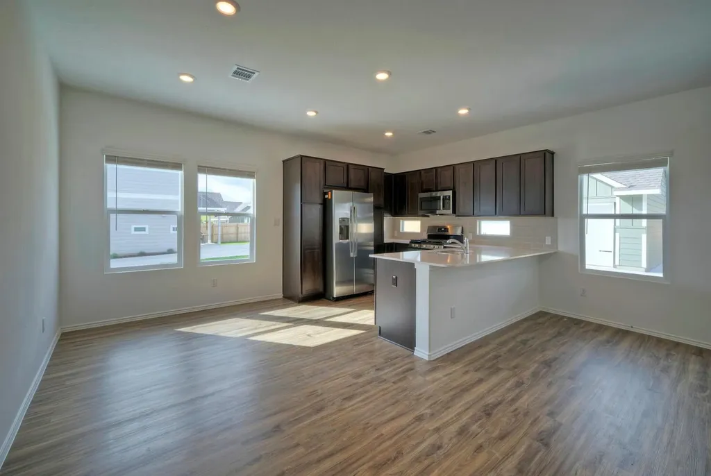 1317 Linwood Street Leander TX 78641