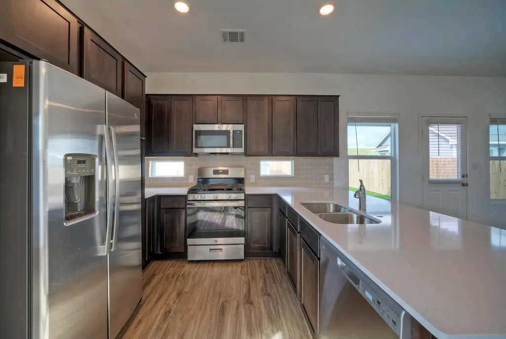 1317 Linwood Street Leander TX 78641