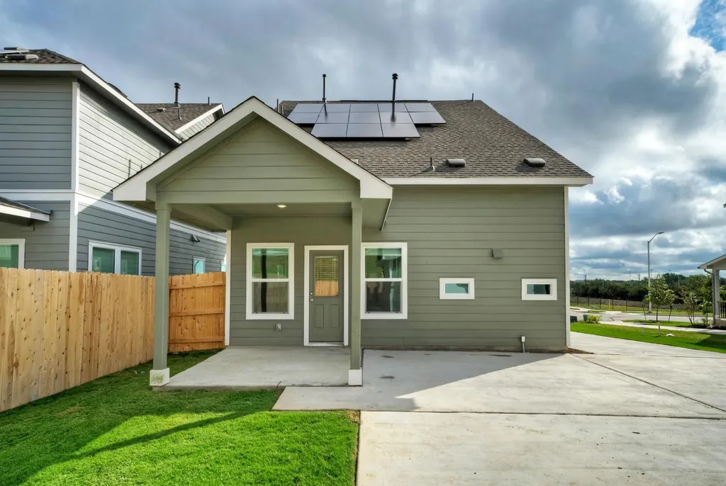 1317 Linwood Street Leander TX 78641