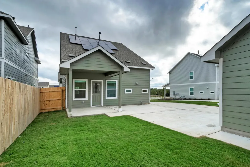 1317 Linwood Street Leander TX 78641