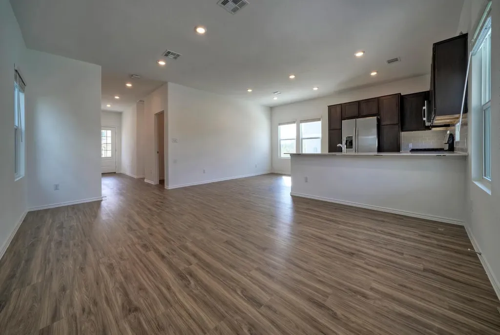 1317 Linwood Street Leander TX 78641