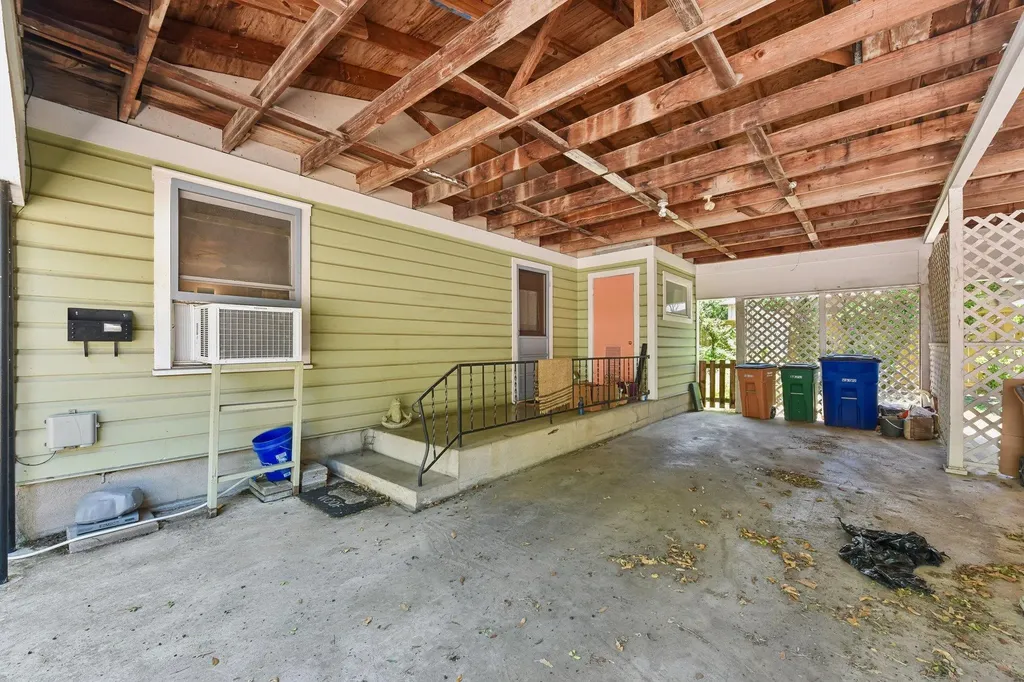 5015 Avenue G Austin TX 78751
