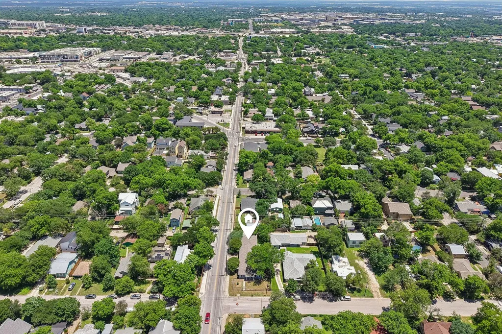 5015 Avenue G Austin TX 78751