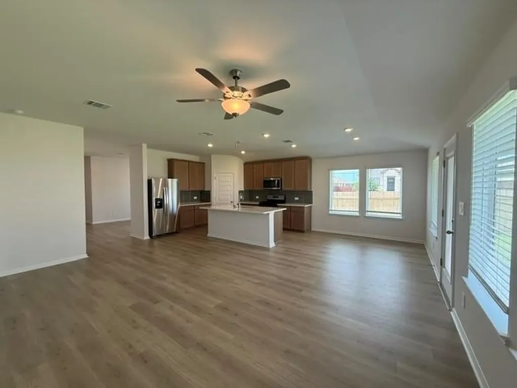 128 Skyview Farm Lane Liberty Hill TX 78642