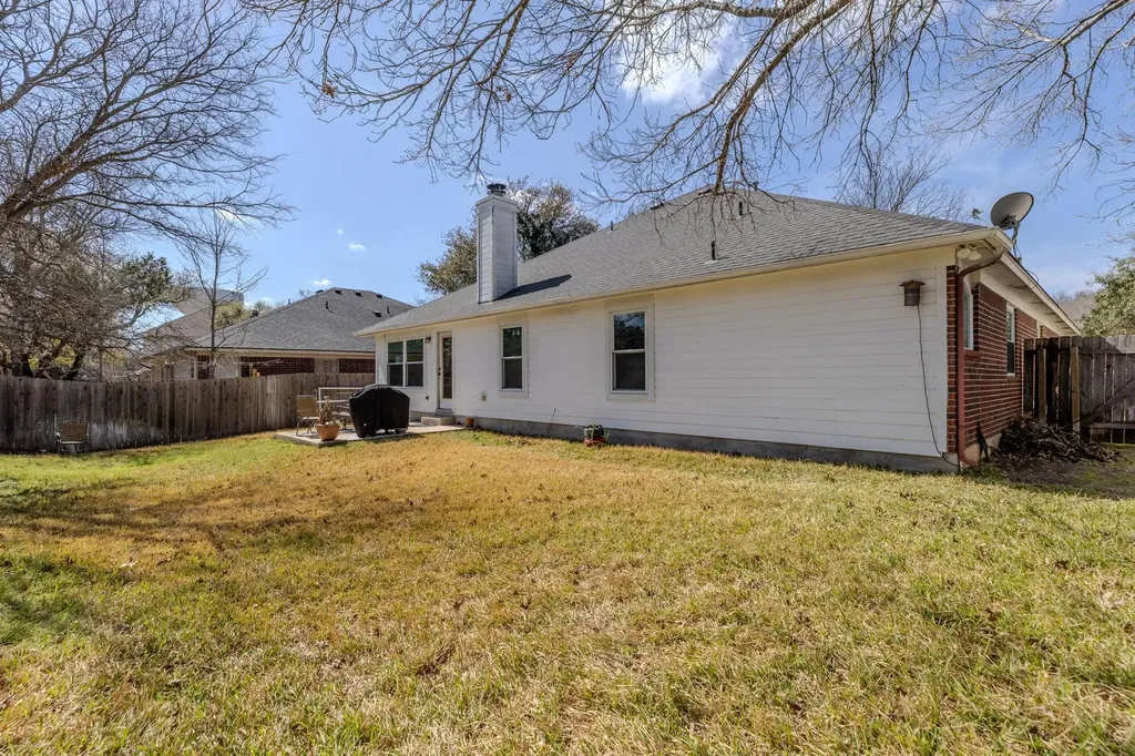 3624 Flora Vista Loop Round Rock TX 78681