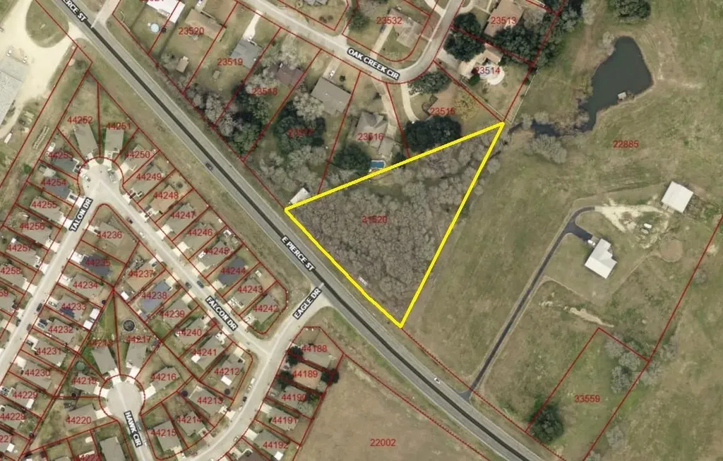 Tbd Pierce Street Luling TX 78648