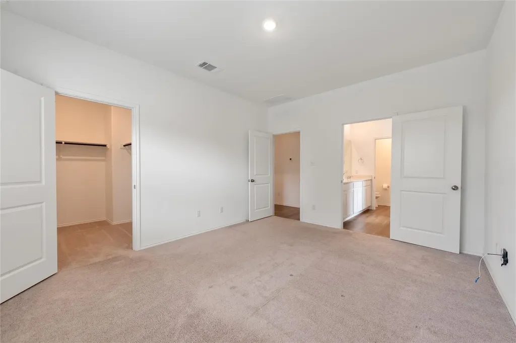 150 Tofalla Kyle TX 78640