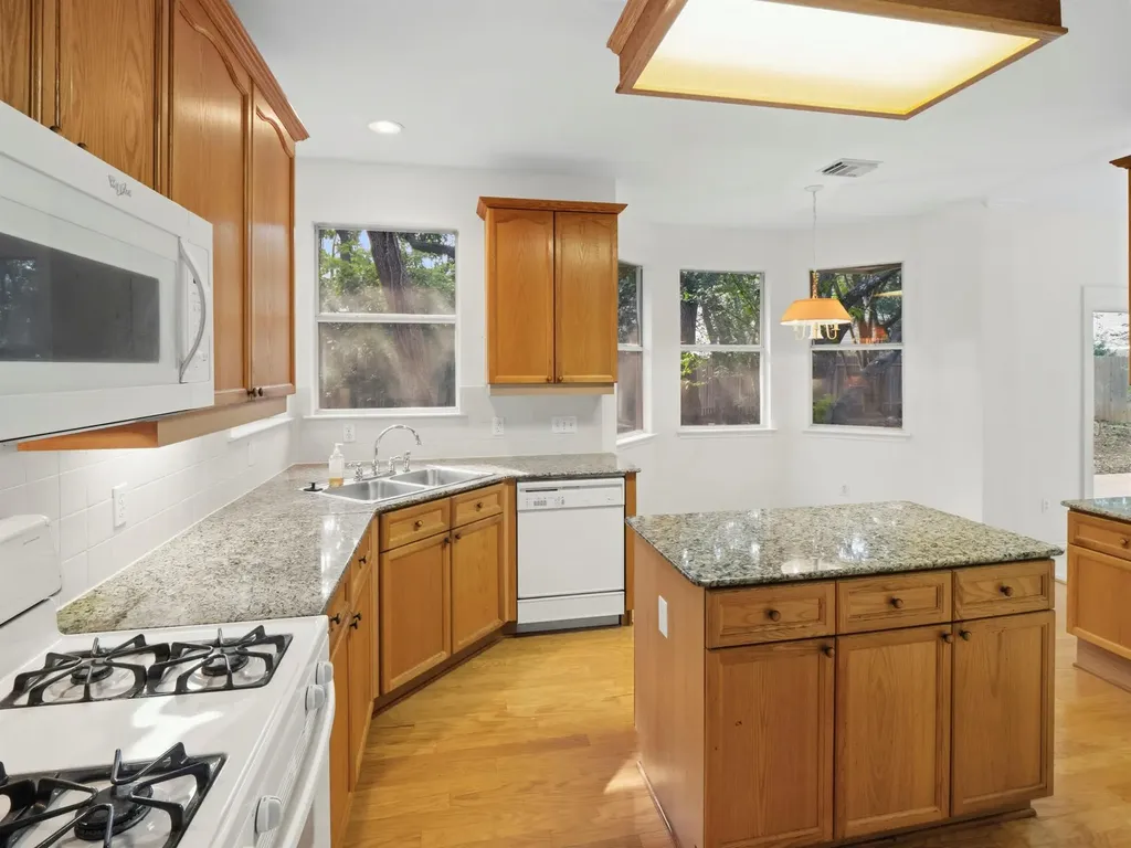 7120 Gentle Oak Drive Austin TX 78749