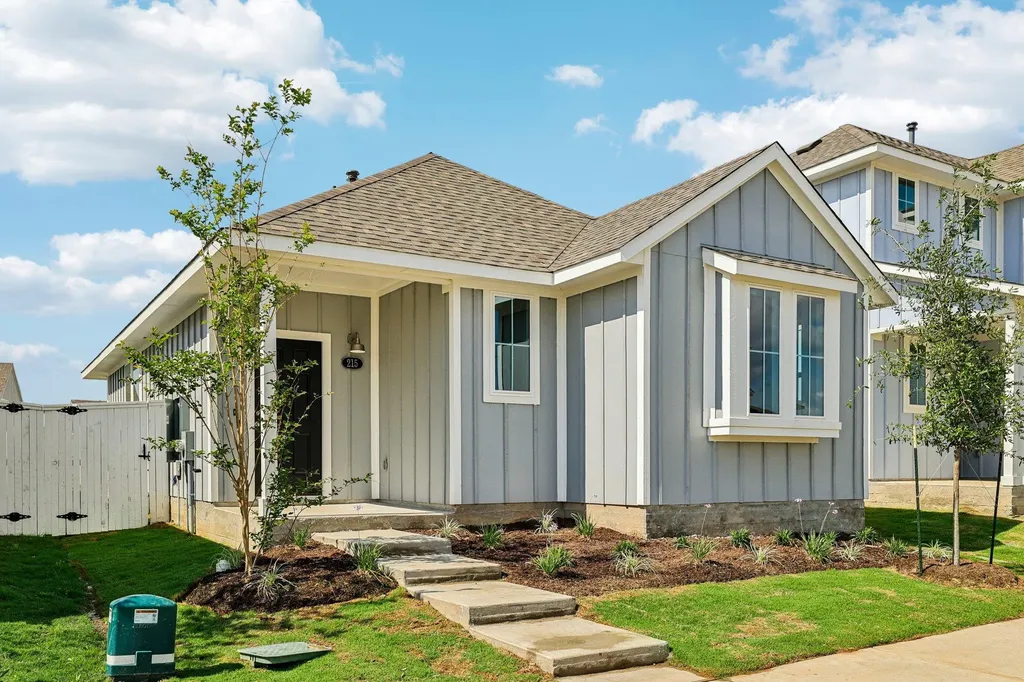 215 Cider Creek Drive Elgin TX 78621