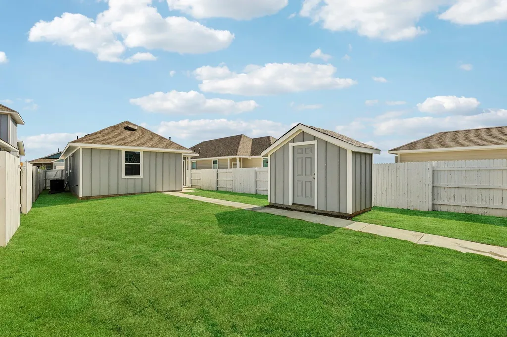 215 Cider Creek Drive Elgin TX 78621