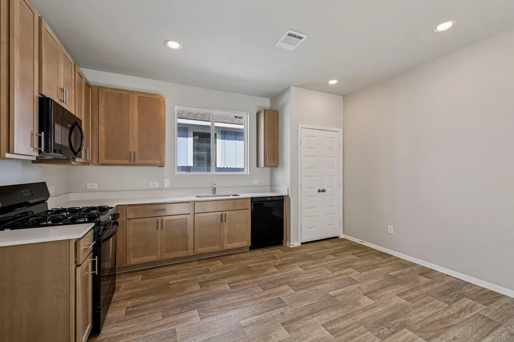 215 Cider Creek Drive Elgin TX 78621