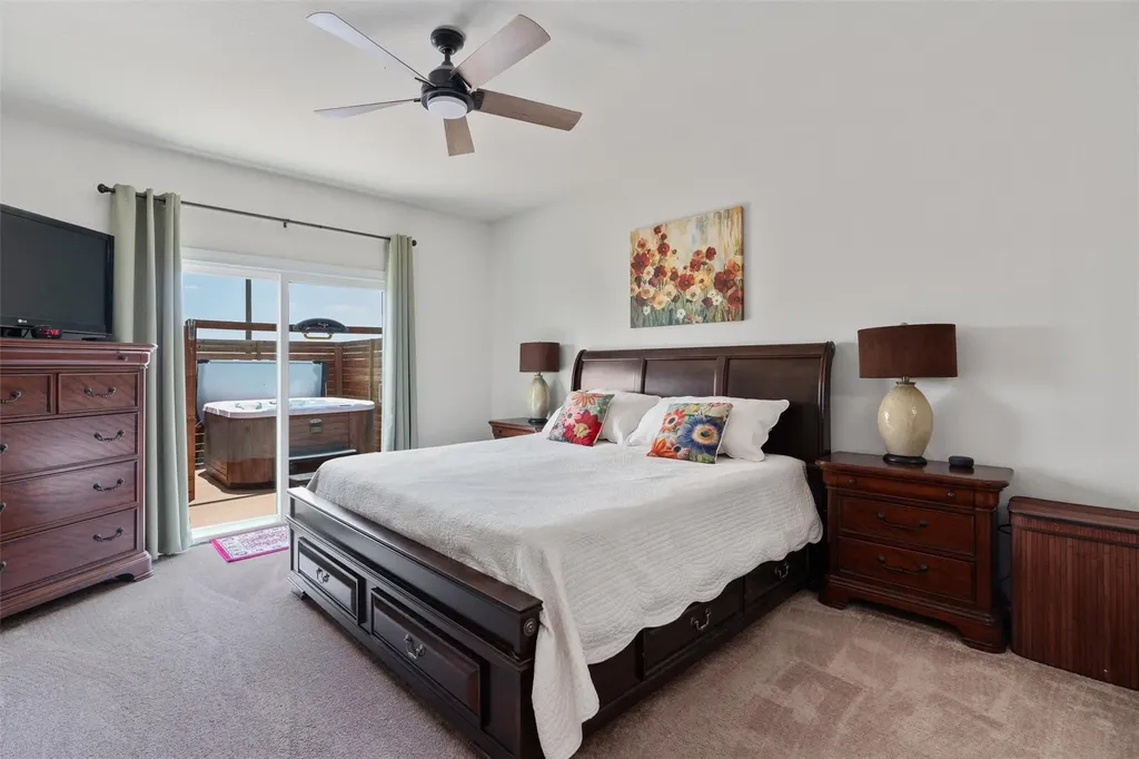1941 T H Johnson Drive Taylor TX 76574