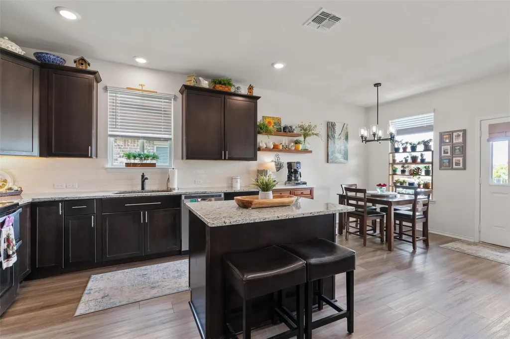 1941 T H Johnson Drive Taylor TX 76574