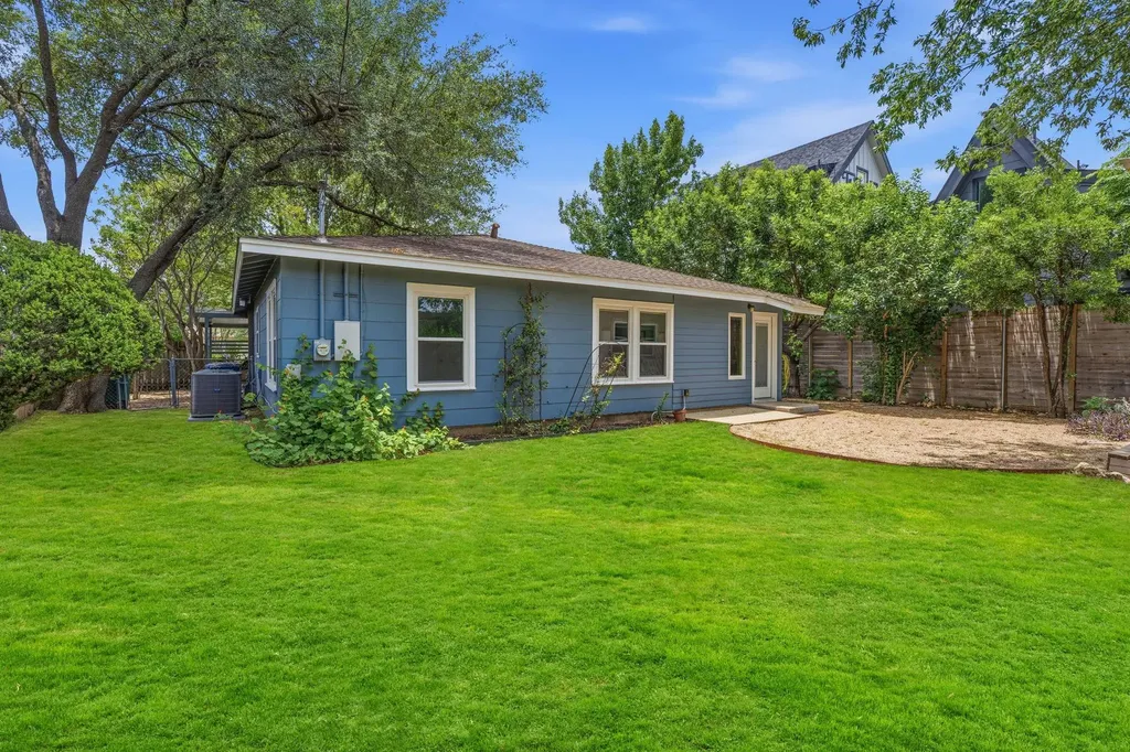 900 Stark Street Austin TX 78756