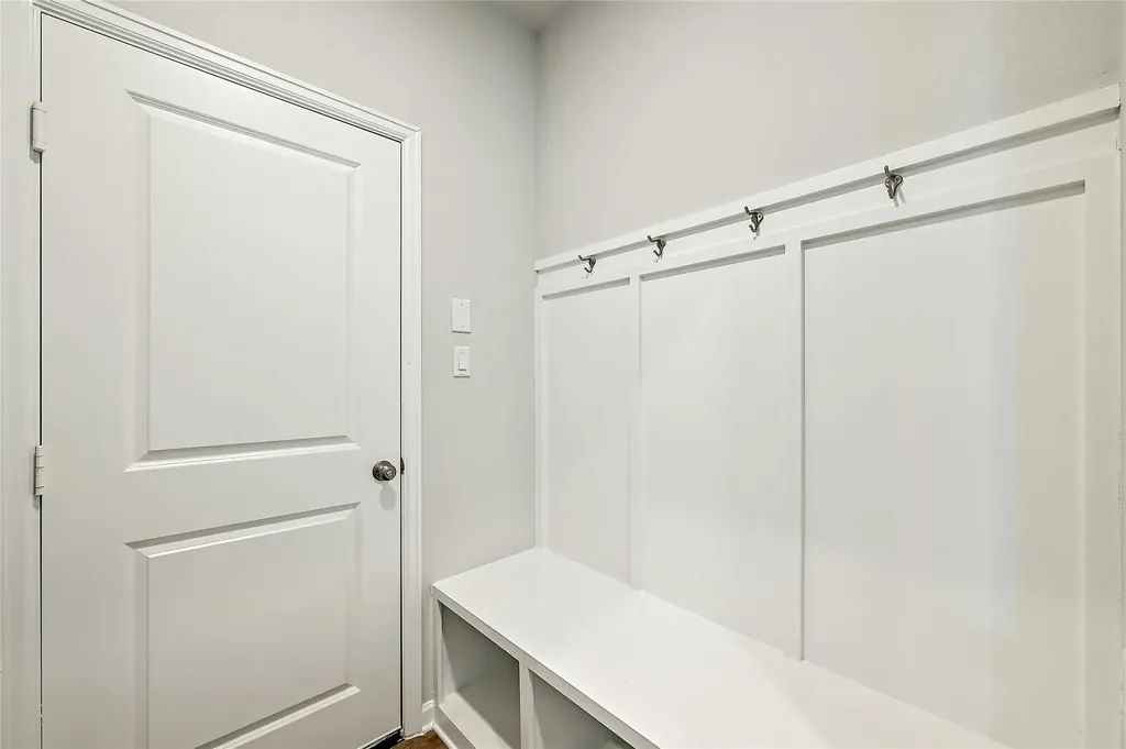 305 Banyon Drive Liberty Hill TX 78642