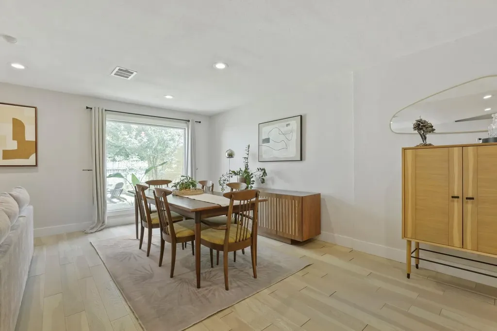 10109 Woodstock Drive Austin TX 78753