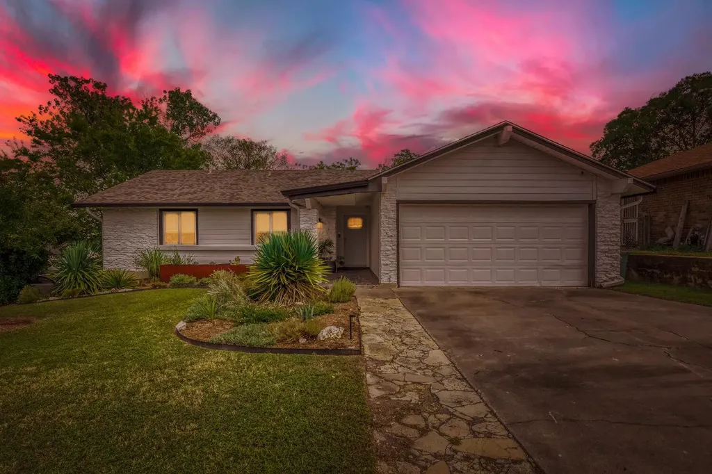 10109 Woodstock Drive Austin TX 78753