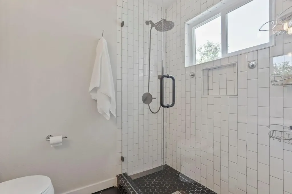10109 Woodstock Drive Austin TX 78753