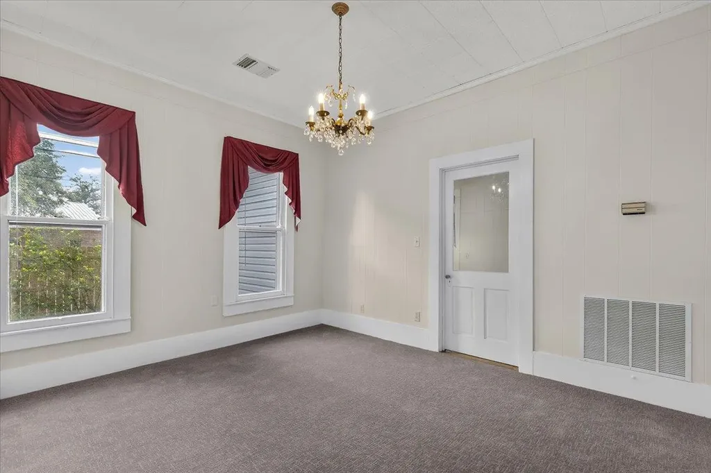 207 Hudgins Street Smithville TX 78957
