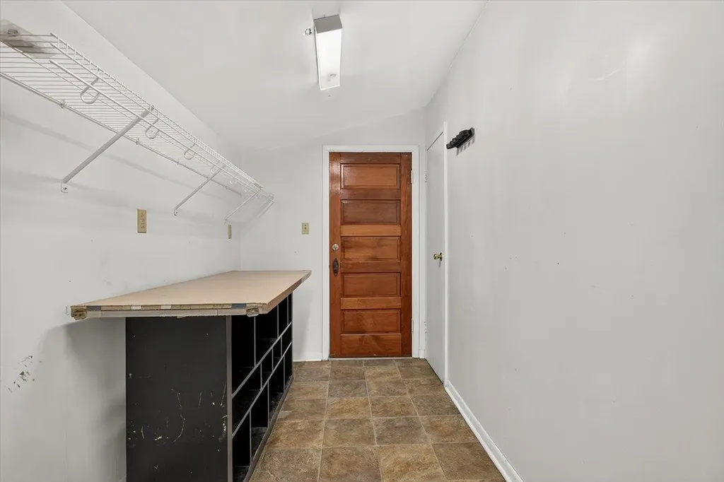 207 Hudgins Street Smithville TX 78957