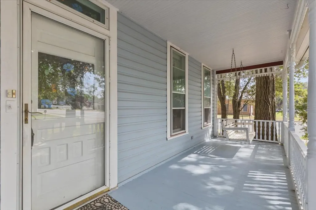 207 Hudgins Street Smithville TX 78957