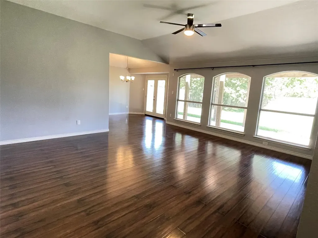 521 Britni Loop Kyle TX 78640