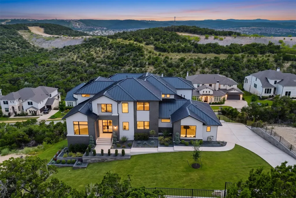 104 High View Trail Lakeway TX 78738