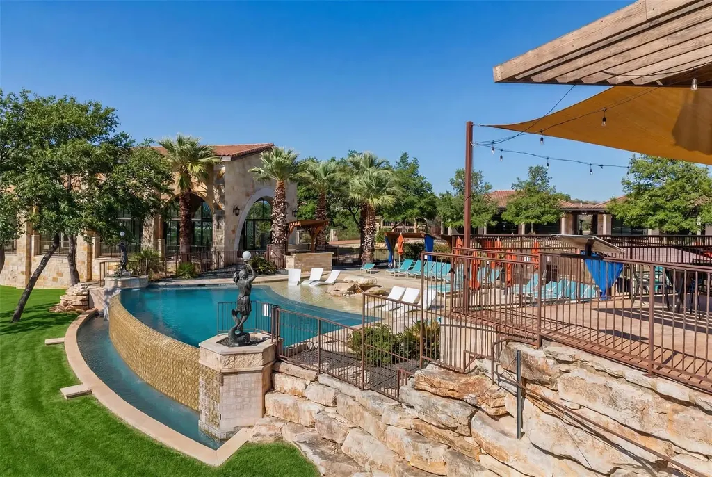 104 High View Trail Lakeway TX 78738