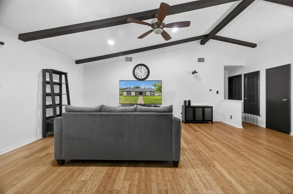 2500 Cockburn Drive Austin TX 78745