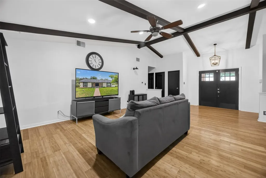 2500 Cockburn Drive Austin TX 78745