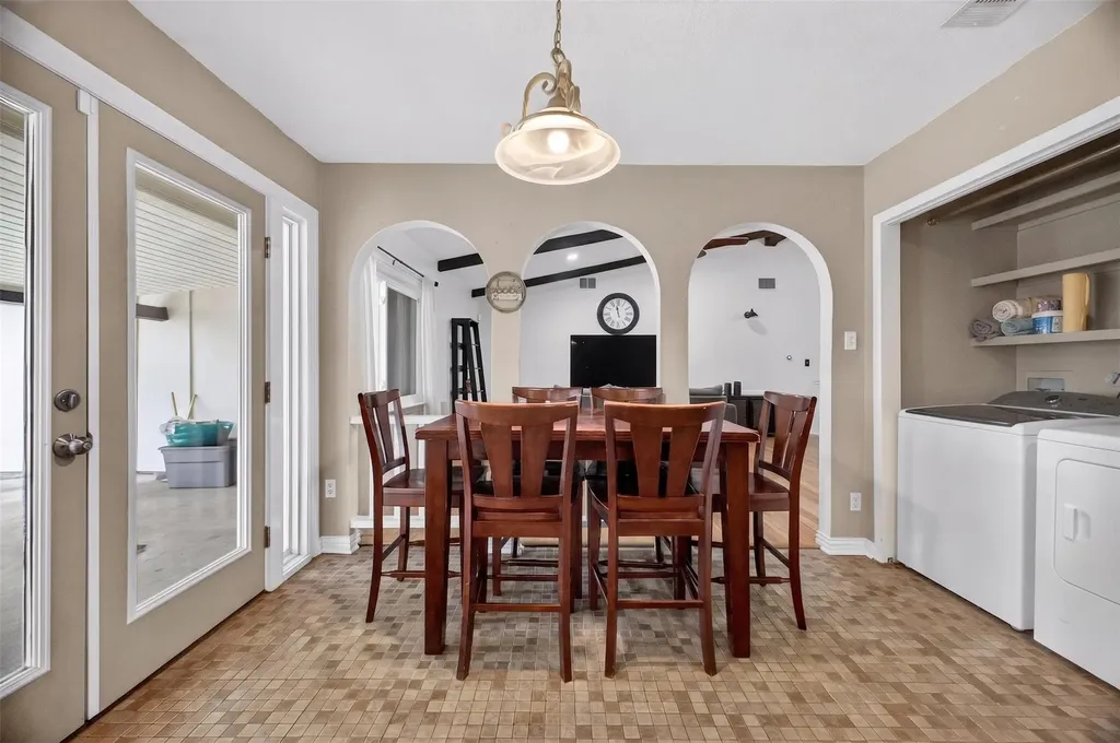 2500 Cockburn Drive Austin TX 78745