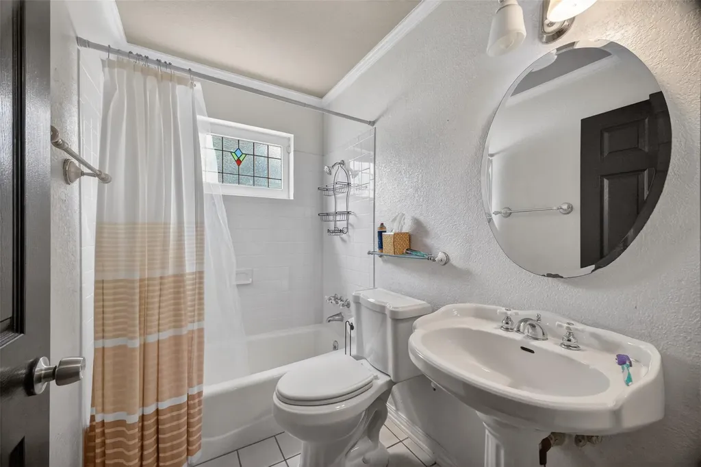 2500 Cockburn Drive Austin TX 78745