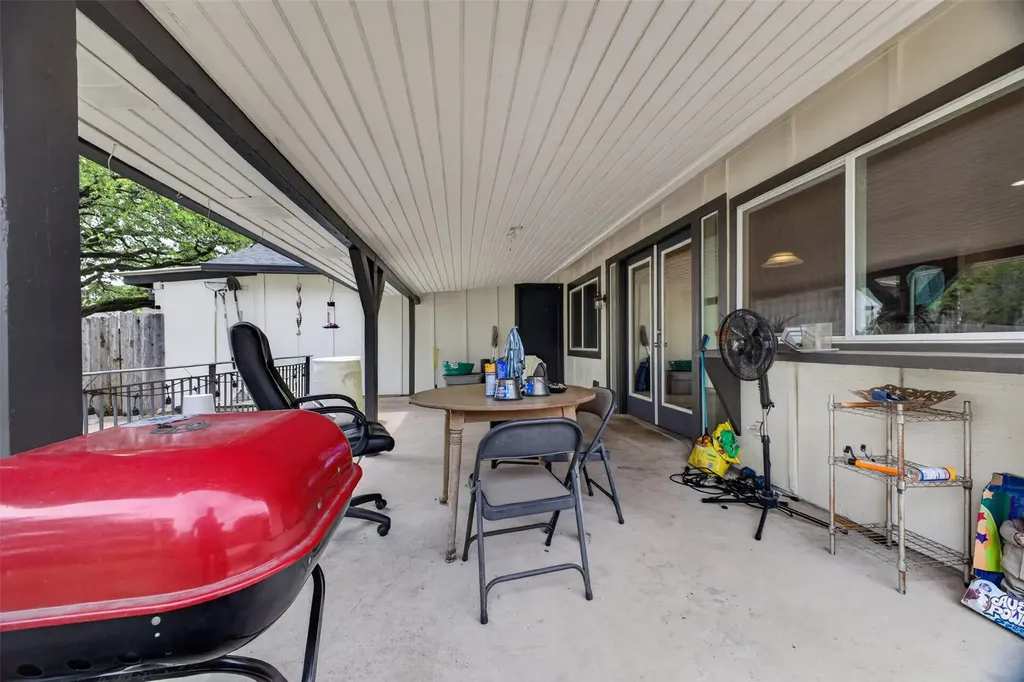 2500 Cockburn Drive Austin TX 78745