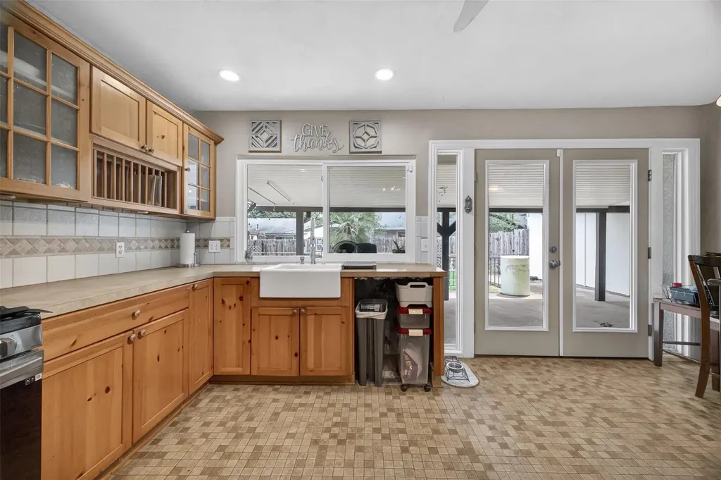 2500 Cockburn Drive Austin TX 78745