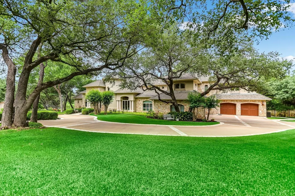 4646 Rockcliff Road Austin TX 78746