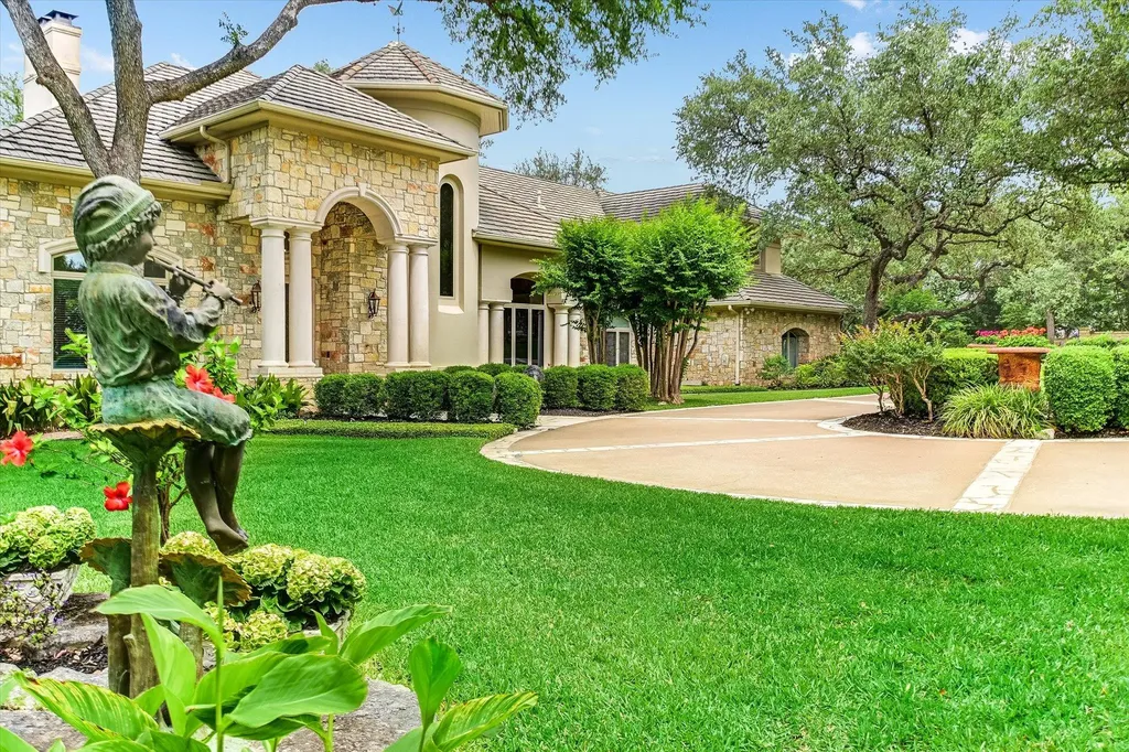 4646 Rockcliff Road Austin TX 78746