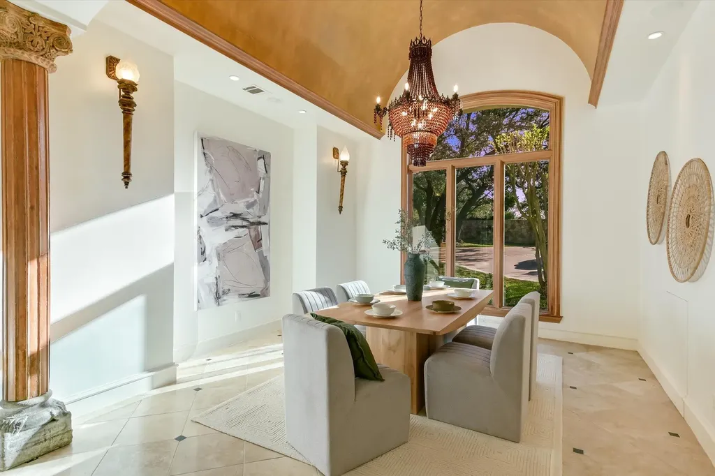 4646 Rockcliff Road Austin TX 78746