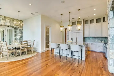 4646 Rockcliff Road Austin TX 78746